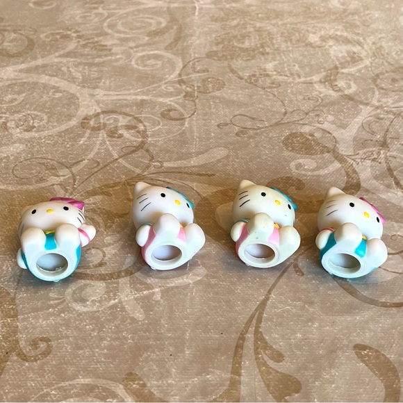 Vintage 1999 Sanrio Hello Kitty Soft Vinyl Figure Puppets - Picture 4 of 5